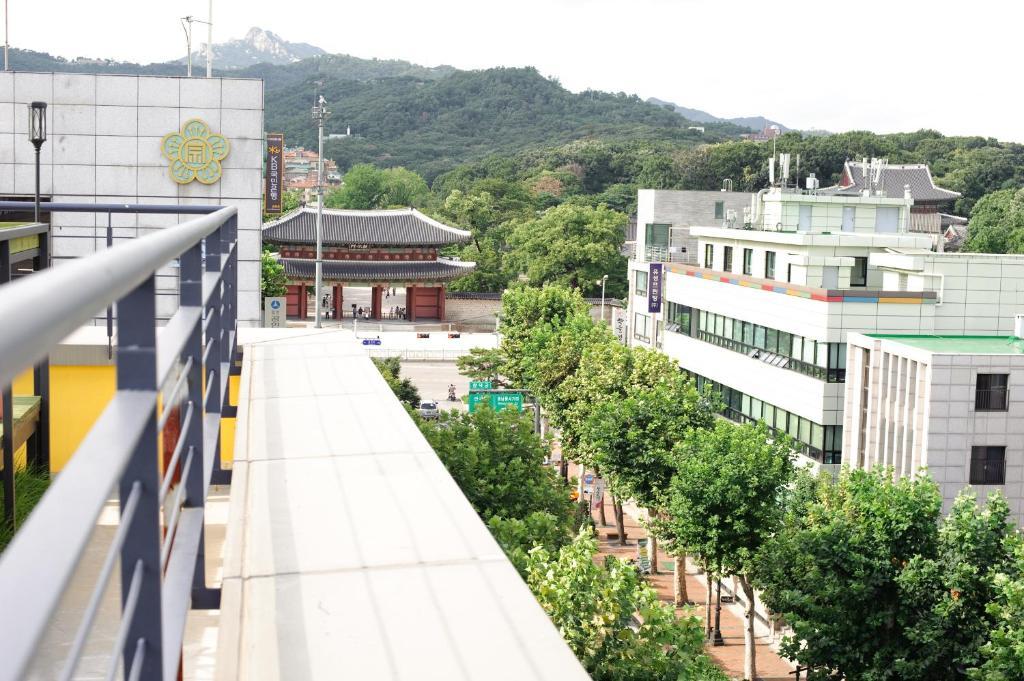 Hostel Korea - Changdeokgung Сеул Екстериор снимка